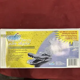 93000 AQUASCAPE Pond Floating Alligator Decoy
