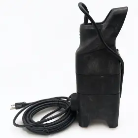 WMS3600 SAVIO Water Master Solids Handling Submersible Pond #2 WMS3600 SAVIO Water Master Solids Handling Submersible Pond #2